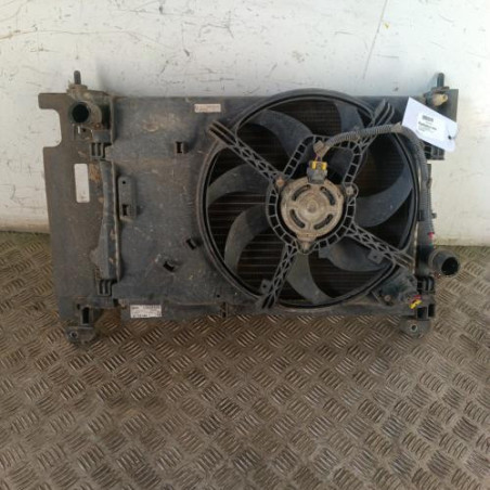 Radiateur eau FIAT GRANDE PUNTO Photo n°1