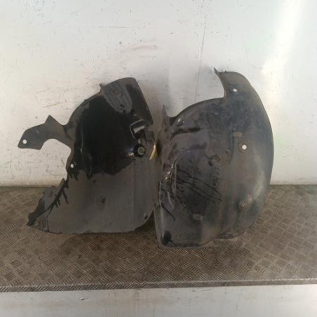 Pare boue avant droit RENAULT SCENIC 2 Photo n°1