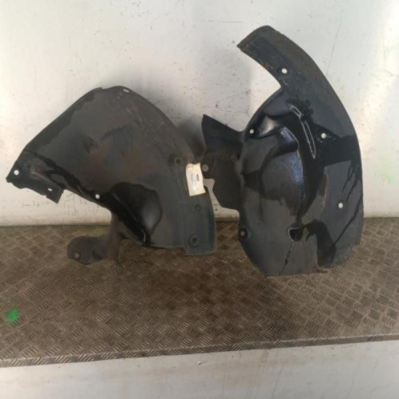 Pare boue avant gauche RENAULT SCENIC 2 Pare boue avant gauche RENAULT SCENIC 2