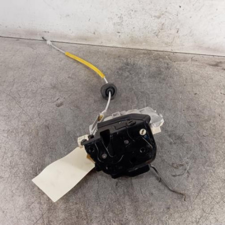 Serrure arriere droit AUDI A4 2