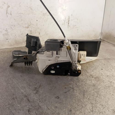 Serrure avant gauche AUDI A4 2