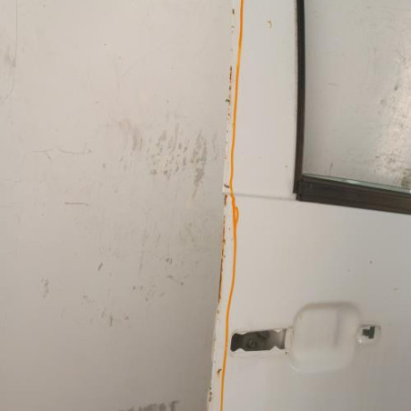 Porte avant droit MERCEDES VITO 638