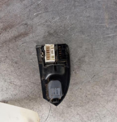 Interrupteur de leve vitre avant gauche FIAT DUCATO 2
