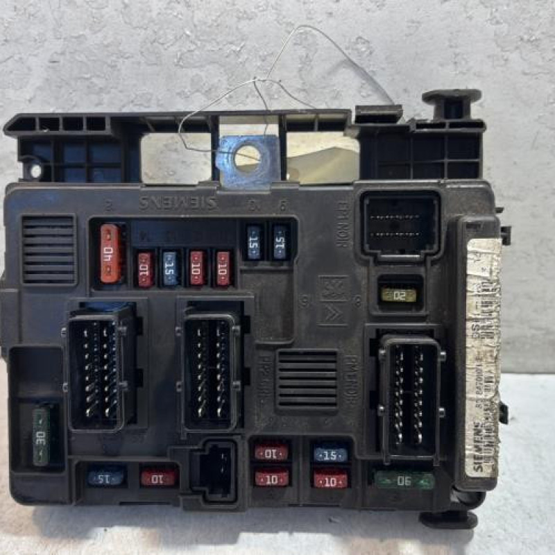 Boitier servitude moteur (BSM) CITROEN C5 1 Boitier servitude moteur (BSM) CITROEN C5 1
