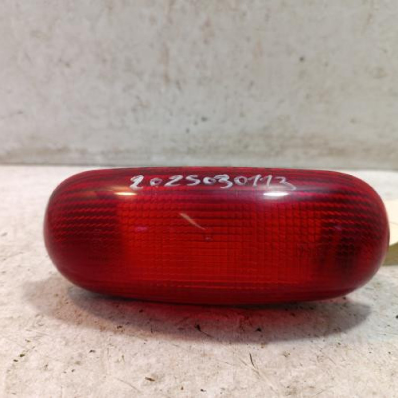 Feu arriere stop central RENAULT KANGOO 1 Feu arriere stop central RENAULT KANGOO 1