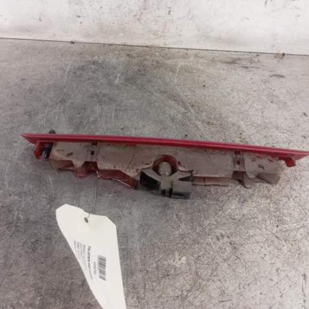Feu arriere stop central RENAULT CLIO 3