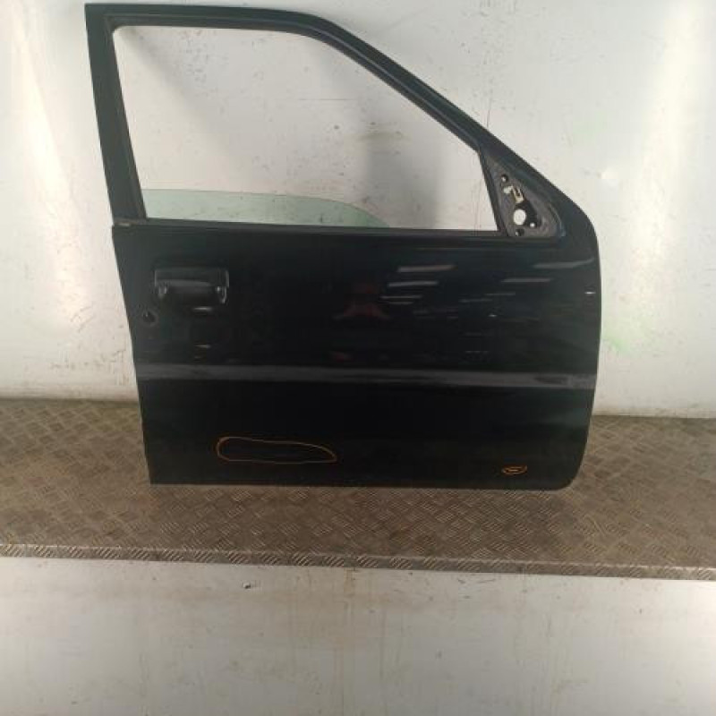 Porte avant droit PEUGEOT 106
