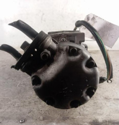 Compresseur clim CITROEN C5 1 Photo n°3