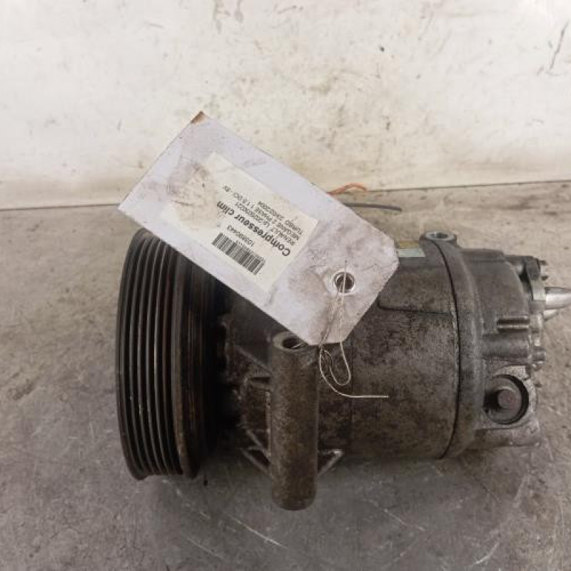 Compresseur clim RENAULT MEGANE 2