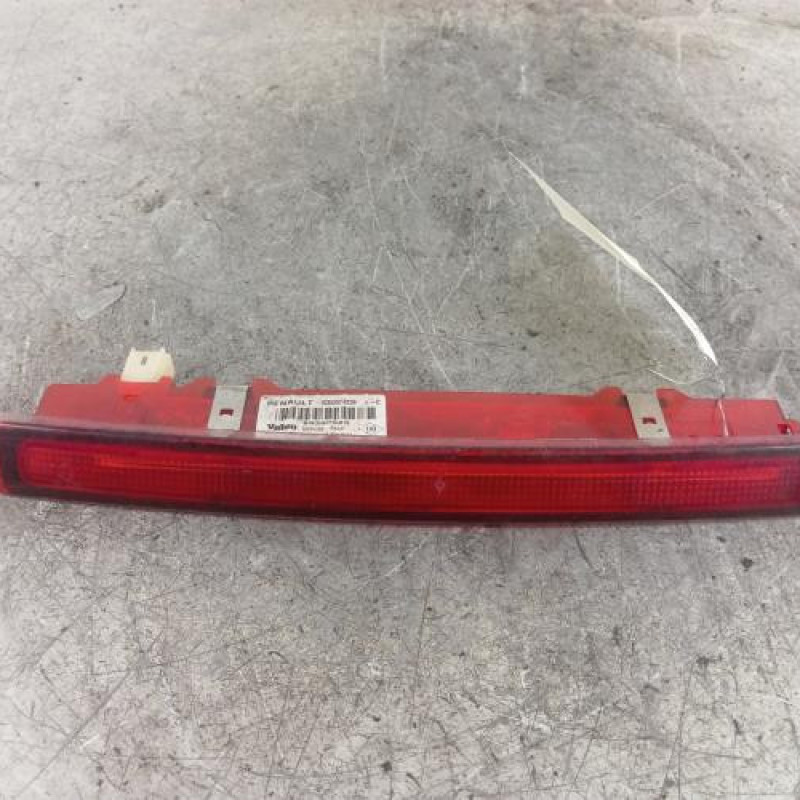 Feu arriere stop central RENAULT SCENIC 2 Feu arriere stop central RENAULT SCENIC 2
