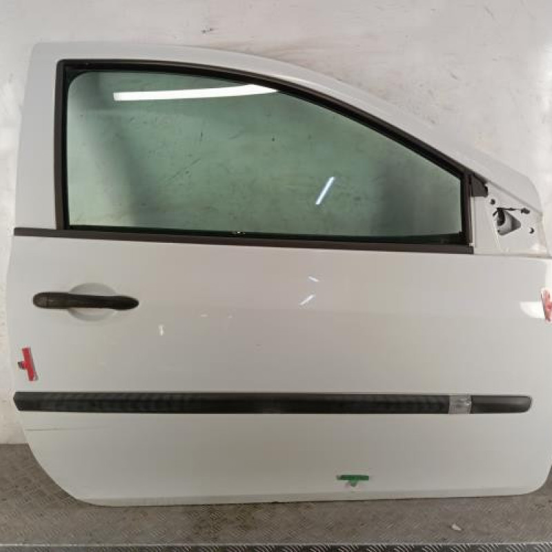 Porte avant droit RENAULT CLIO 3