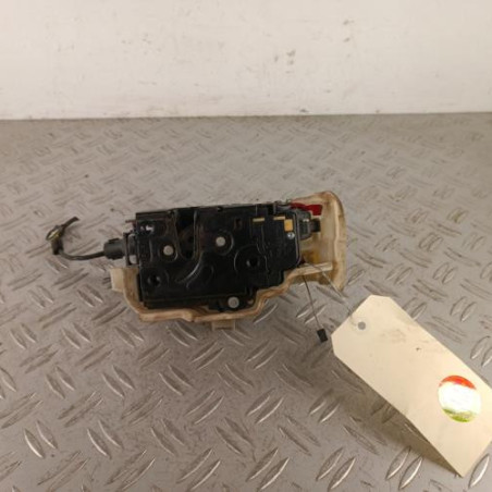 Serrure avant droit VOLKSWAGEN GOLF 6