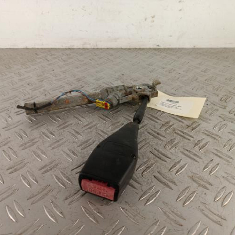Attache ceinture avant droit RENAULT KANGOO 2
