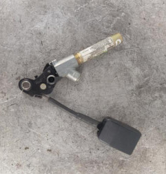 Attache ceinture avant droit PEUGEOT 306 Photo n°1