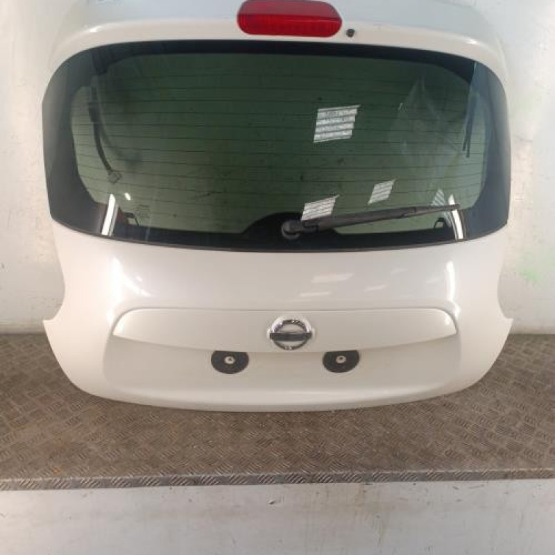 Malle/Hayon arriere NISSAN JUKE 1
