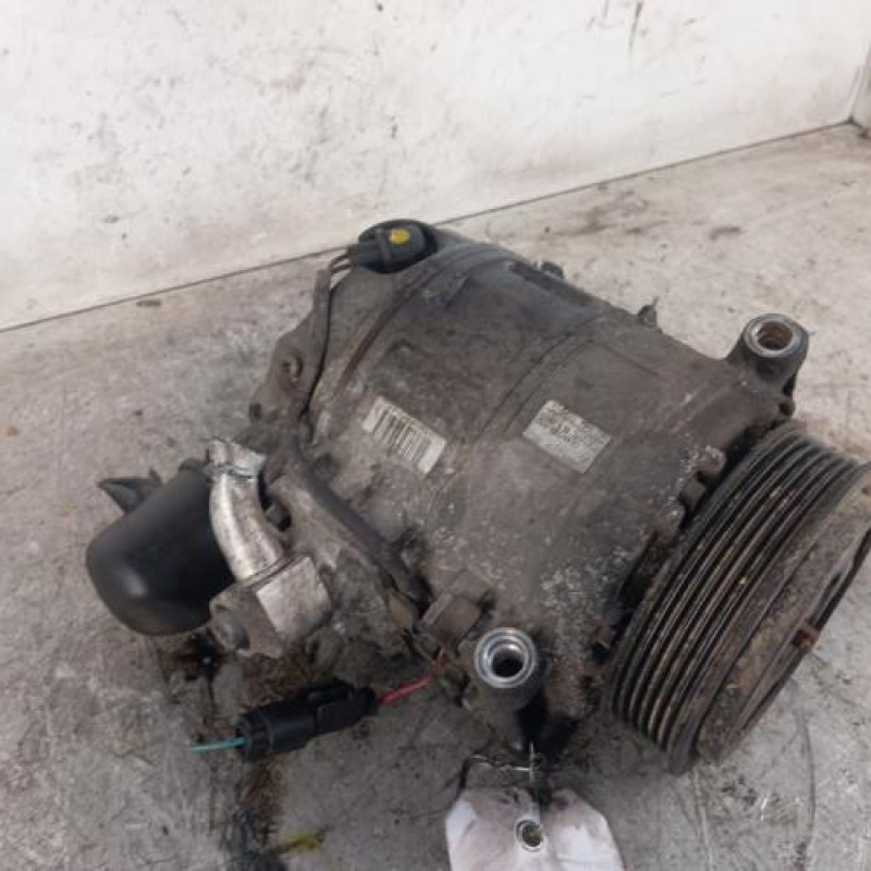 Compresseur clim MERCEDES CLASSE C 203 Compresseur clim MERCEDES CLASSE C 203