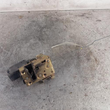 Serrure avant droit PEUGEOT 106