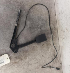 Attache ceinture avant droit FORD FOCUS 1 Photo n°1