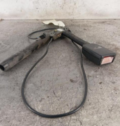 Attache ceinture avant droit FORD FOCUS 1