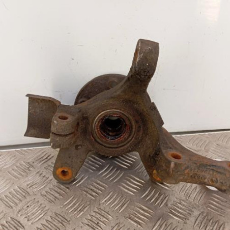 Moyeu avant gauche MERCEDES VITO 638