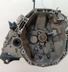 Boite de vitesses RENAULT CLIO 4 Photo n°1