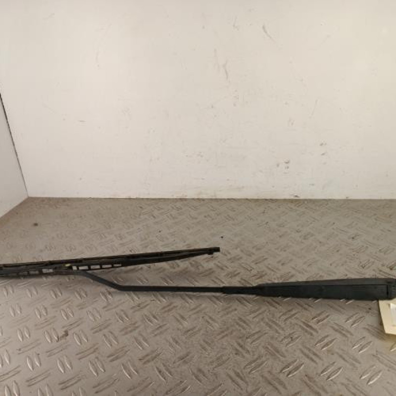 Bras essuie glace avant gauche RENAULT KANGOO 2