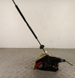 Serrure avant gauche VOLKSWAGEN JETTA 3