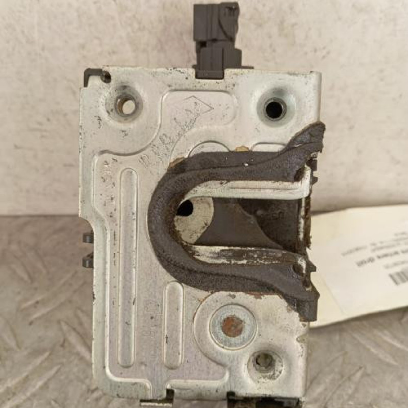 Serrure arriere droit DACIA SANDERO 1