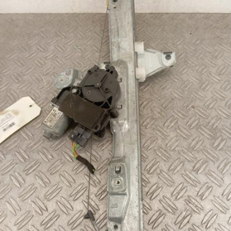Leve vitre electrique avant droit PEUGEOT 308 1 SW Photo n°1