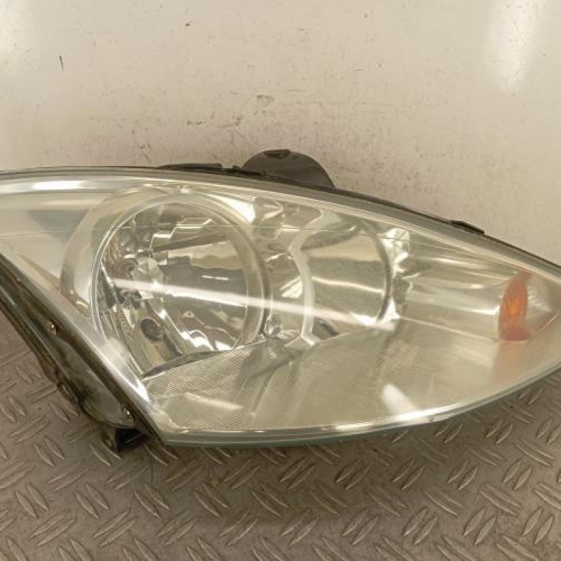 Optique avant principal droit (feux)(phare) FORD FOCUS 1