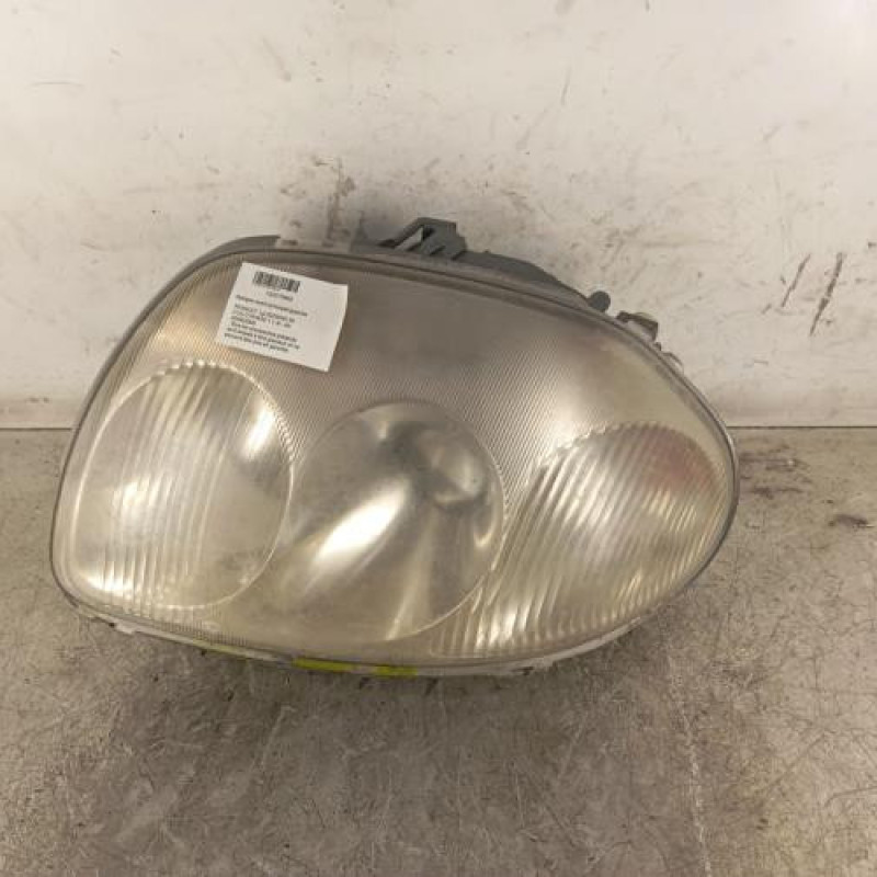 Optique avant principal gauche (feux)(phare) RENAULT CLIO 2