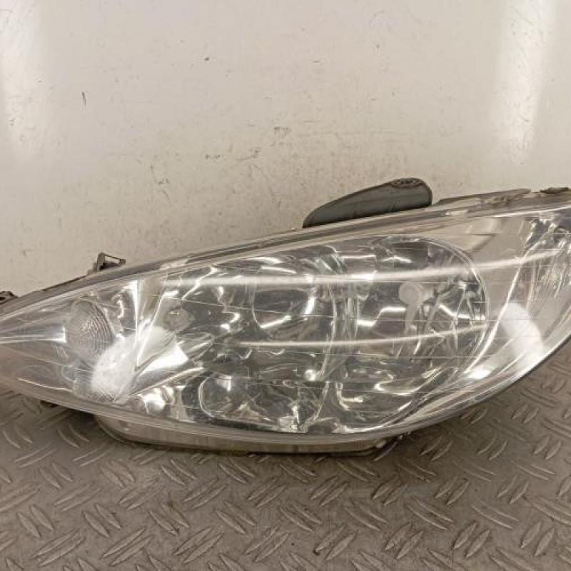 Optique avant principal gauche (feux)(phare) PEUGEOT 206