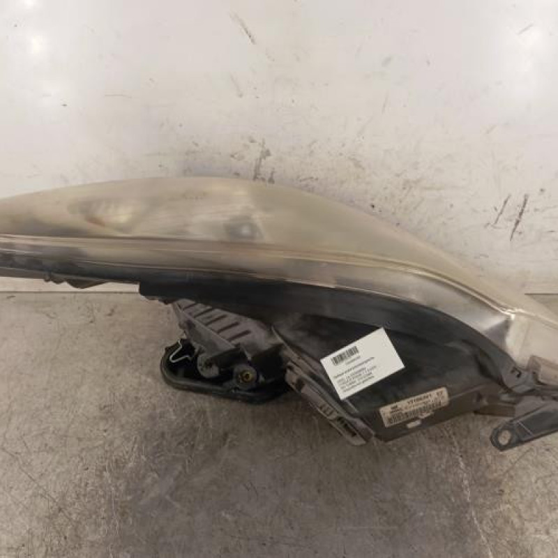 Optique avant principal gauche (feux)(phare) OPEL CORSA D