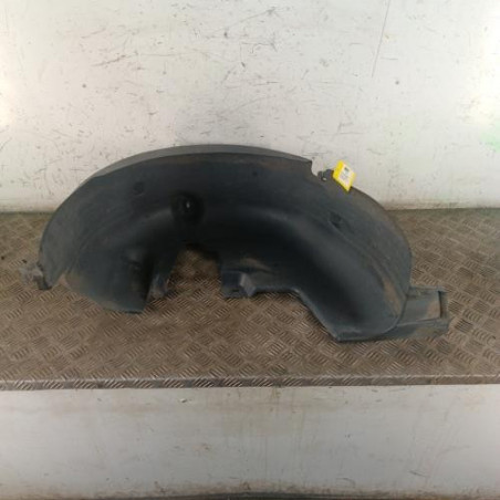Pare boue arriere gauche PEUGEOT 208 1