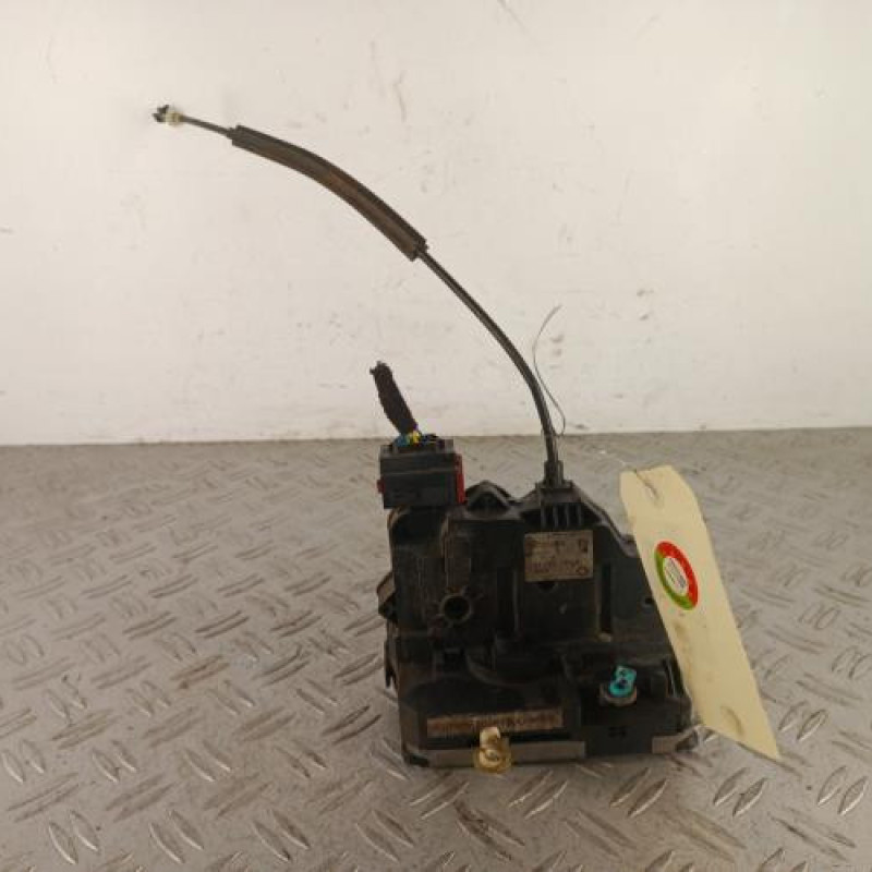 Serrure arriere droit FIAT GRANDE PUNTO