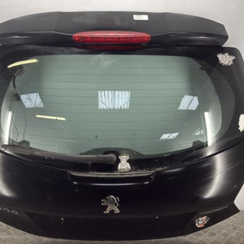 Malle/Hayon arriere PEUGEOT 208 1