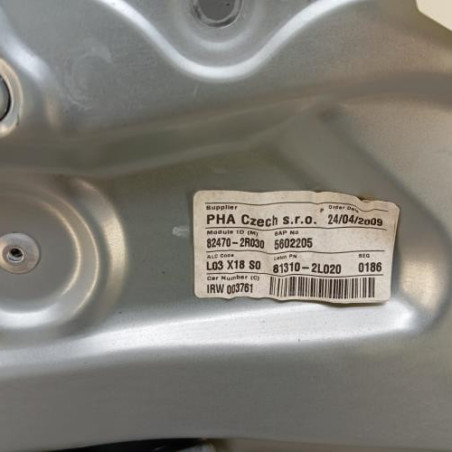 Leve vitre electrique avant gauche HYUNDAI I 30 1