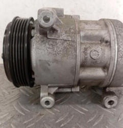 Compresseur clim FIAT 500L Photo n°4
