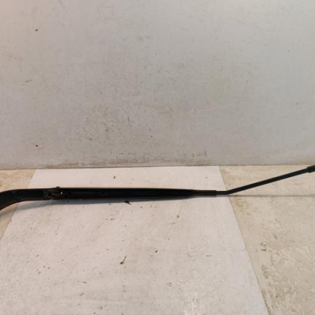 Bras essuie glace avant droit NISSAN QASHQAI 1