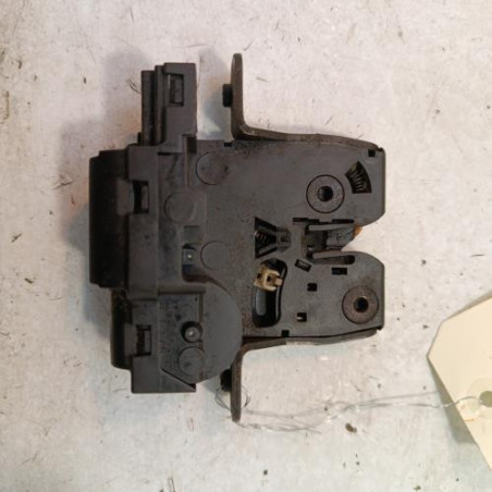 Serrure de hayon NISSAN QASHQAI 1