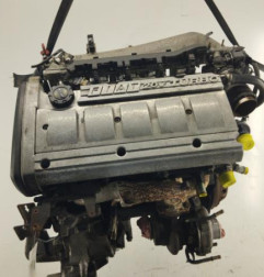 Moteur FIAT COUPE Photo n°1