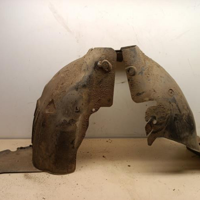 Pare boue avant droit PEUGEOT 206