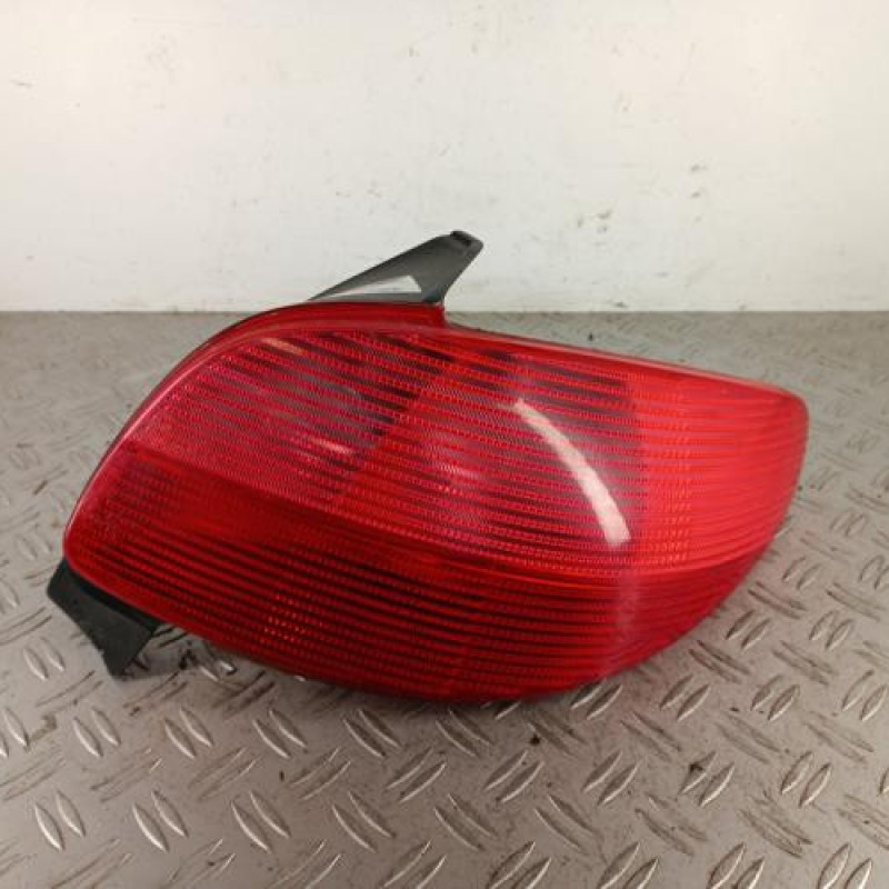 Feu arriere principal droit (feux) PEUGEOT 206