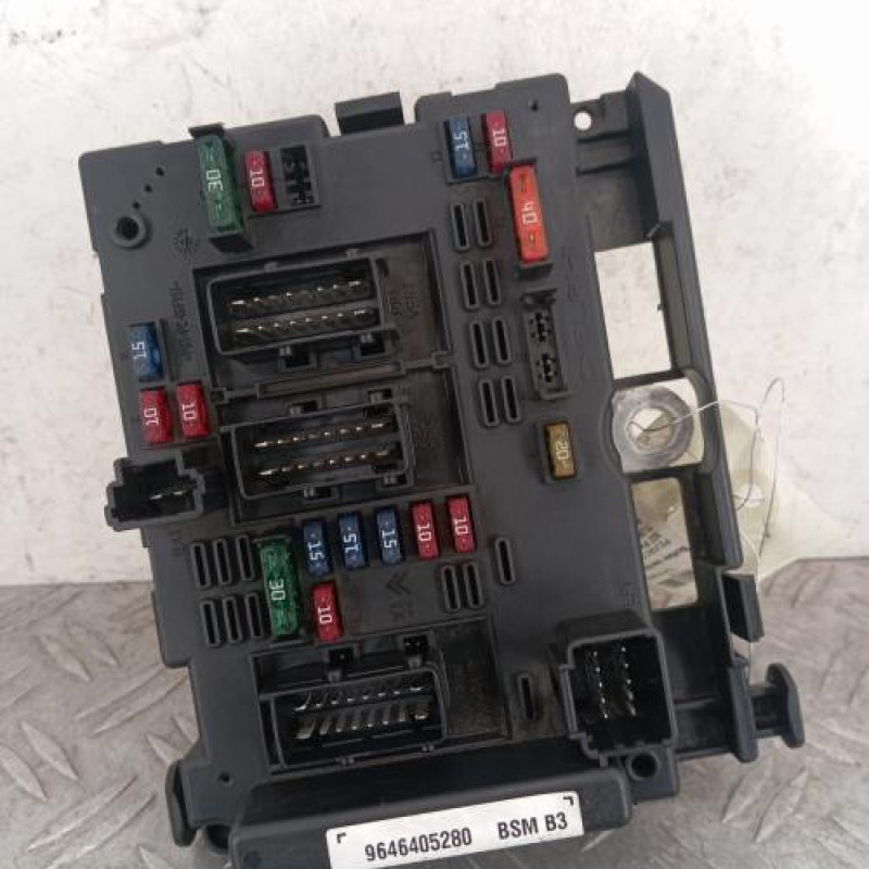 Boitier servitude moteur (BSM) PEUGEOT 307