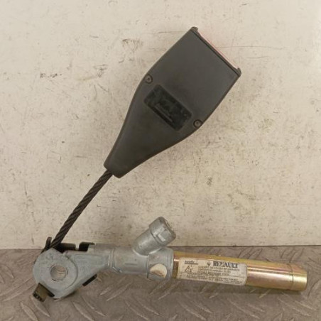 Attache ceinture avant droit RENAULT CLIO 2