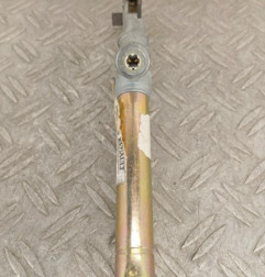 Attache ceinture avant droit RENAULT CLIO 2 Photo n°3