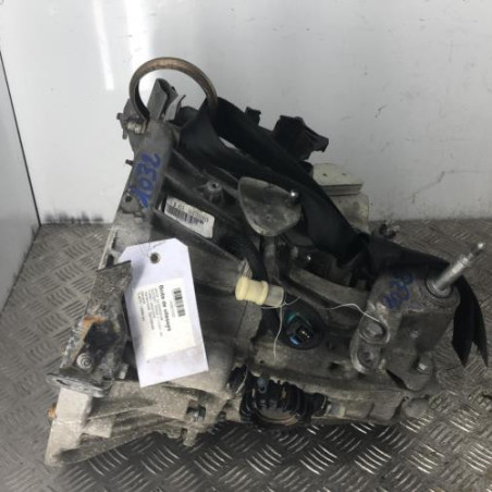 Boite de vitesses DACIA DUSTER 1