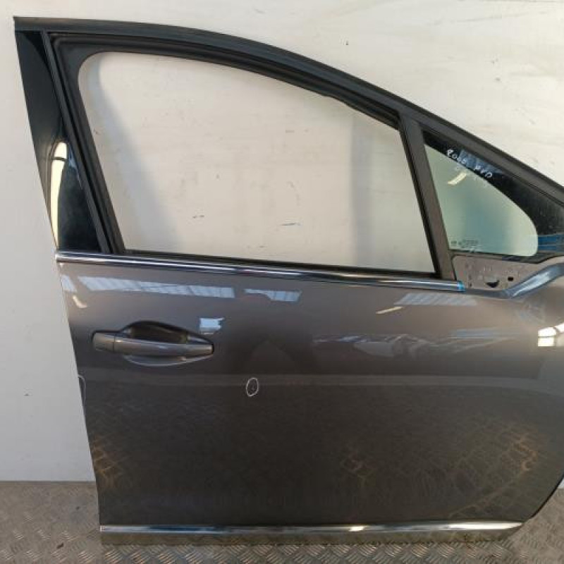 Porte avant droit PEUGEOT 2008 1