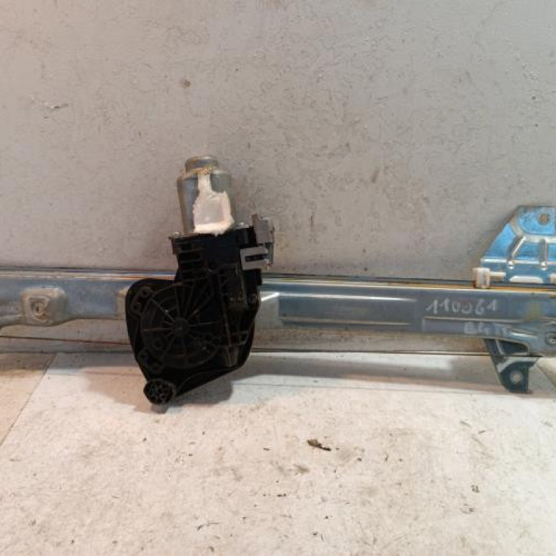 Leve vitre electrique avant gauche CITROEN C4 2