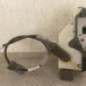 Serrure avant droit PEUGEOT 208 1